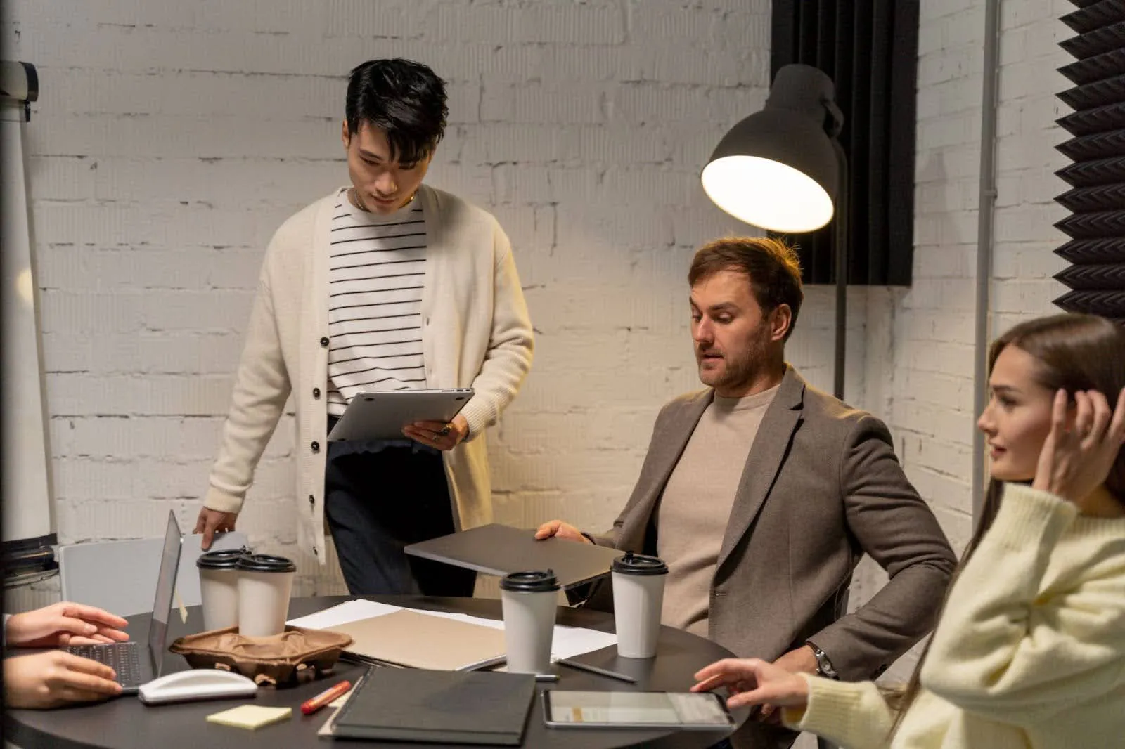 Online marketing tactics, social media for business, marketing conversion